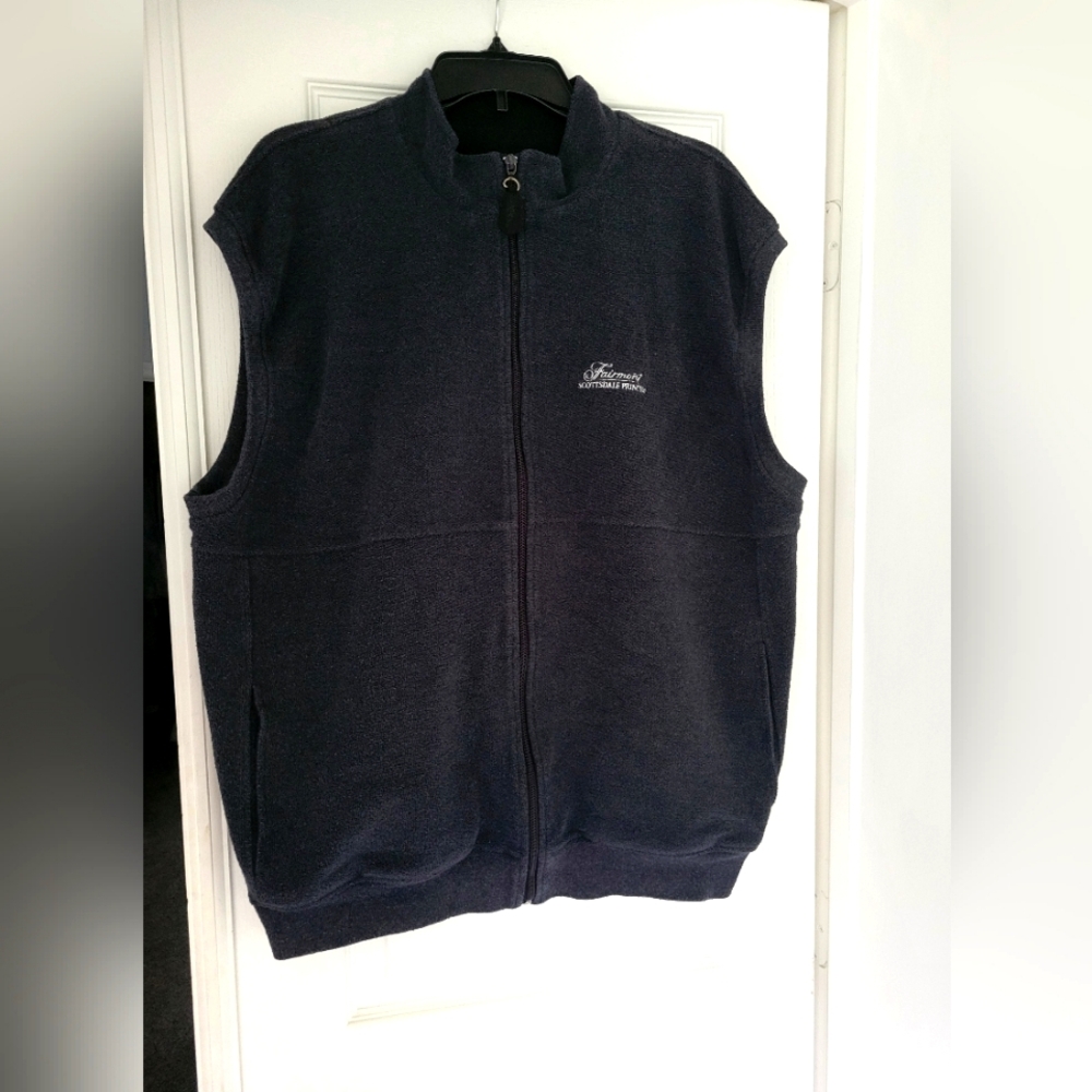 Straight Down Golf Vest
